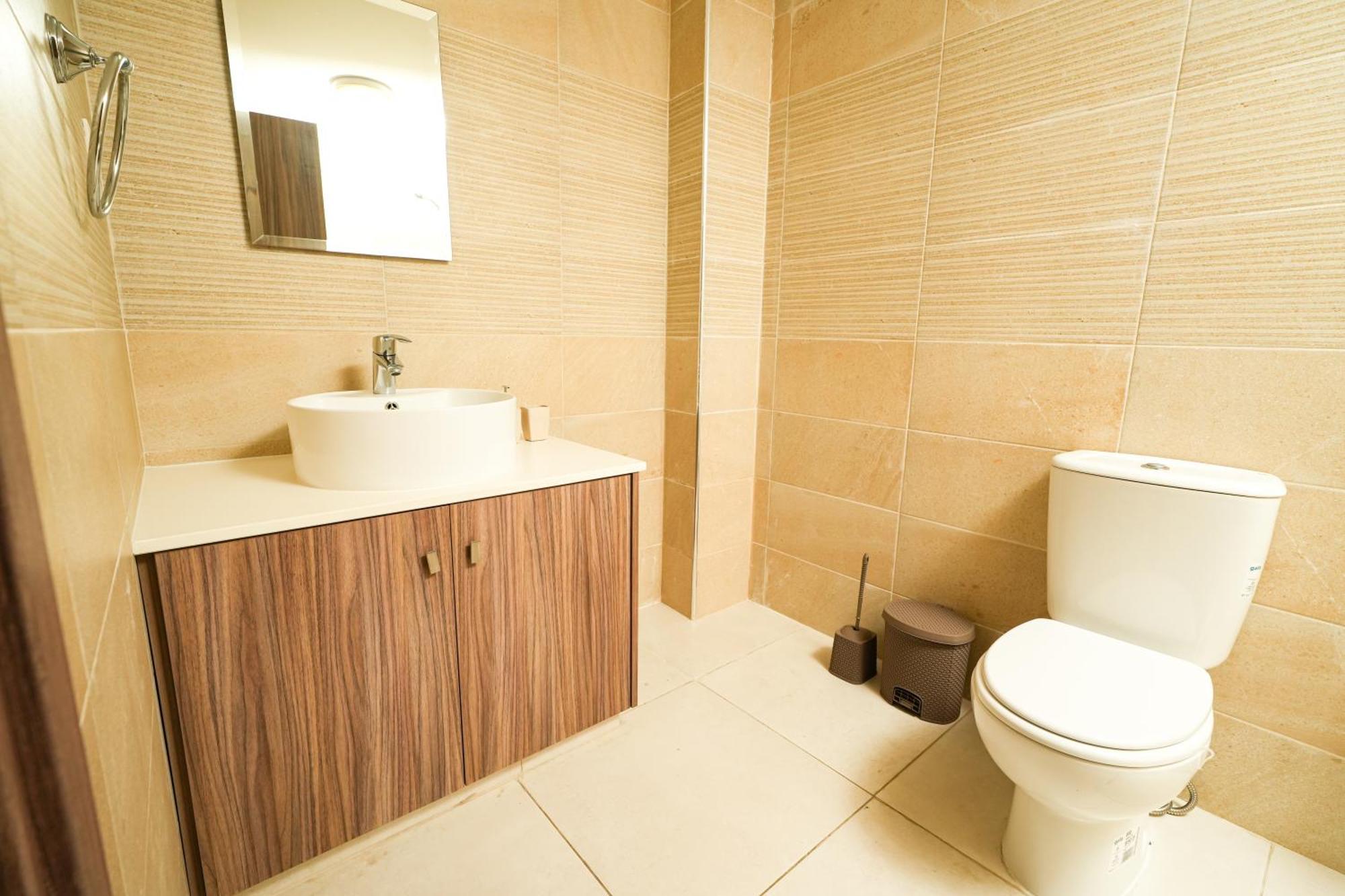 Halcyon Central Apartment Larnaca Buitenkant foto